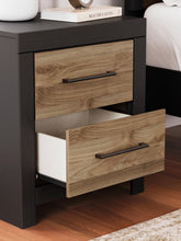 Load image into Gallery viewer, Vertani Twin Panel Bed with Mirrored Dresser and 2 Nightstands
