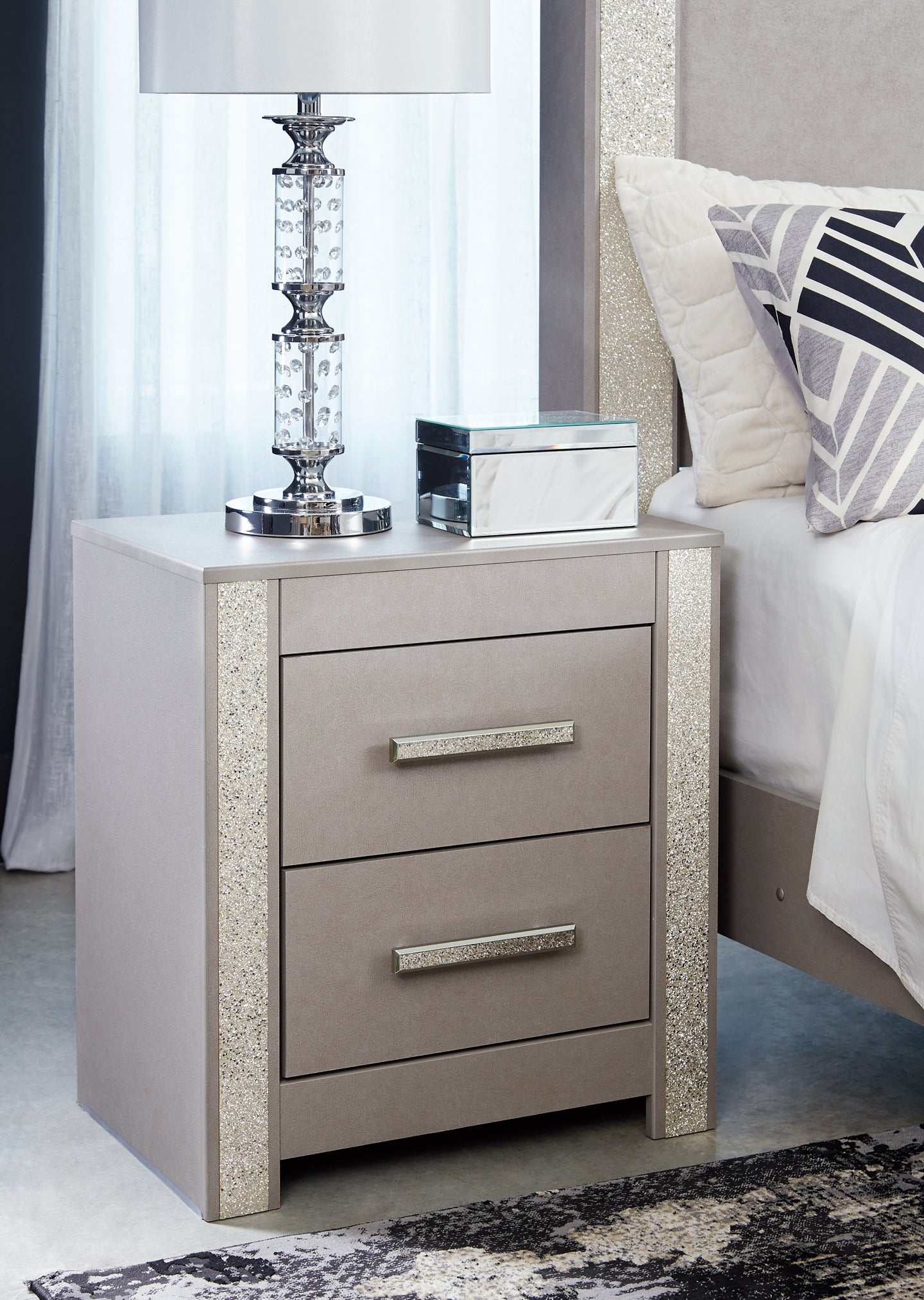 Surancha Full Panel Bed with Mirrored Dresser and Nightstand